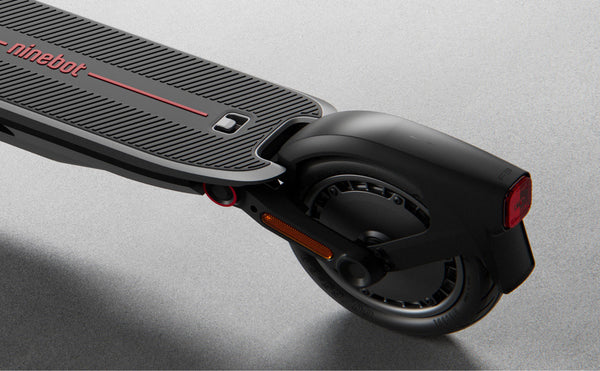 Spacious Deck, Stable Ride