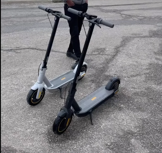 Comparing the Segway Ninebot G30LP and G30P: Which one is better for you?