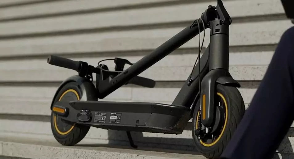 Segway Ninebot G30P quick folding electric scooter
