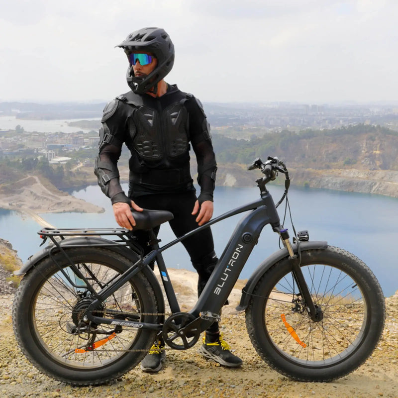 Blutron EB880 Fat Tire E-Bike 32km/h Speed / 80km Range / 35.5kg / 750W