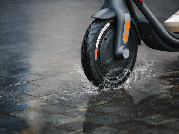 IPX5 Water Resistant